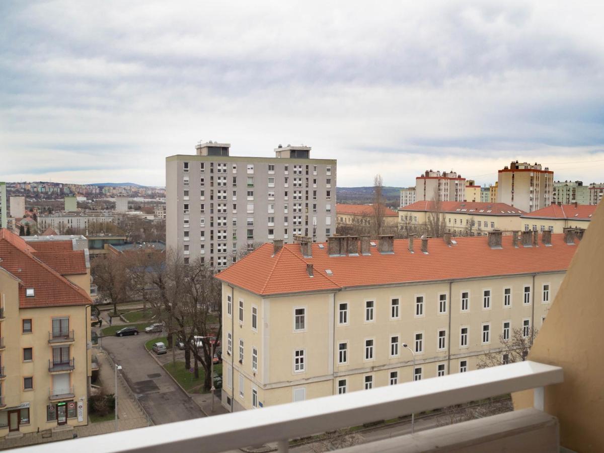 Pajger Apartman Egyetemvaros Печ Екстериор снимка